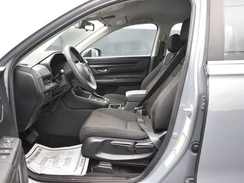 Used 2024 Honda CR-V LX image 14