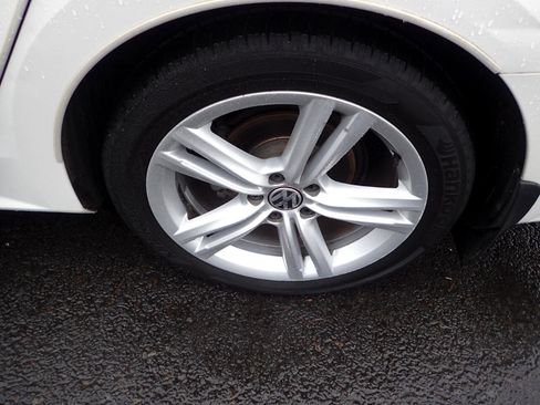 Used 2015 Volkswagen Passat 1.8T SE image 26