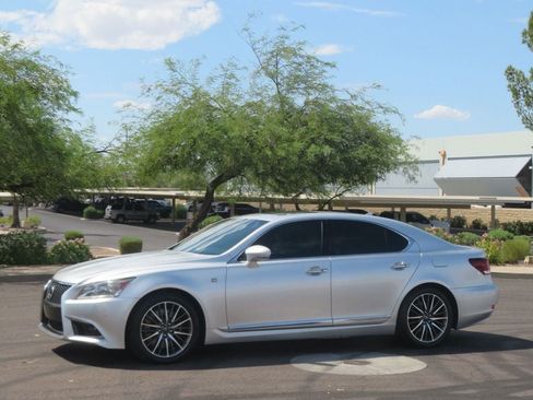 Used 2013 Lexus LS 460 w/ F-Sport Pkg RWD image 1