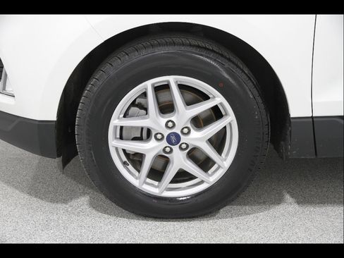 Used 2022 Ford Edge SEL w/ Convenience Package AWD/4WD image 23