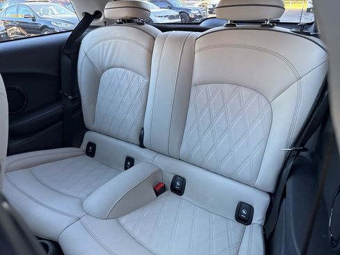 Used 2023 MINI Cooper S w/ Signature Upholstery Package image 43