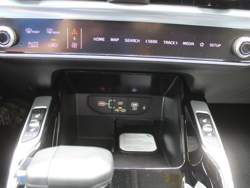 New 2026 Kia Sorento SX FWD image 49