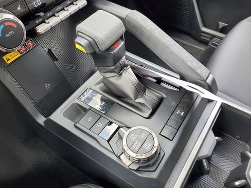 New 2026 Toyota Tacoma TRD Off-Road AWD/4WD image 36