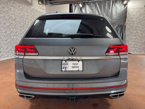 Used 2021 Volkswagen Atlas SEL R-Line image 5