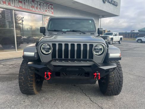 Used 2020 Jeep Wrangler Unlimited Sahara image 3
