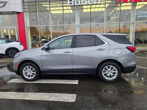 Used 2024 Chevrolet Equinox LT image 11