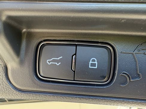 New 2026 Ford Explorer Active w/ Active Comfort Package image 21