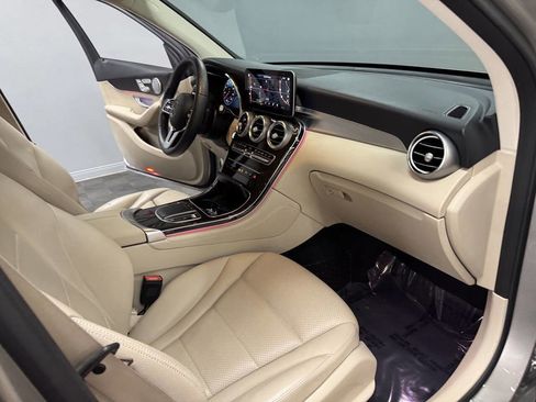 Used 2020 Mercedes-Benz GLC 300 image 60