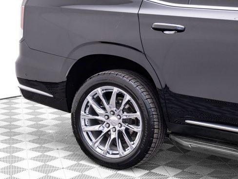 Used 2021 Cadillac Escalade Premium Luxury w/ LPO, Radiant Package image 35