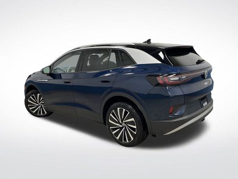 Used 2023 Volkswagen ID.4 Pro S Plus image 3