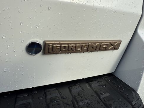 Certified 2025 Toyota 4Runner Trailhunter image 9