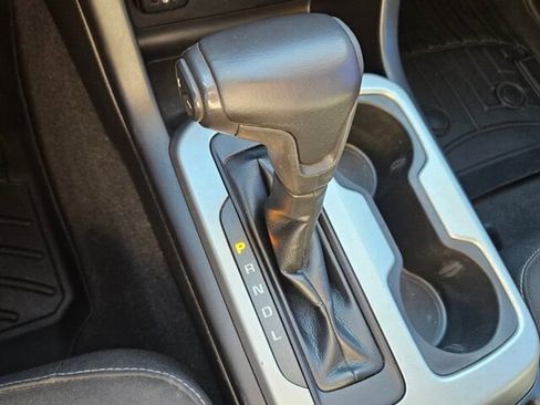 Used 2019 Chevrolet Colorado LT image 17