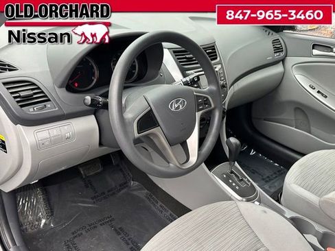 Used 2016 Hyundai Accent SE image 11