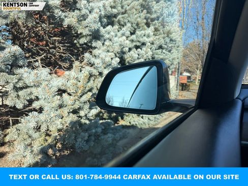 Used 2022 Tesla Model Y Performance image 19