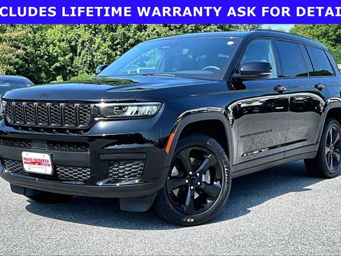 Used 2023 Jeep Grand Cherokee L Laredo AWD/4WD image 3