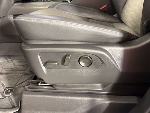 Certified 2024 Chevrolet Silverado 1500 ZR2 w/ Technology Package image 19