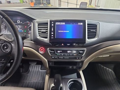 Used 2019 Honda Ridgeline RTL-T image 16