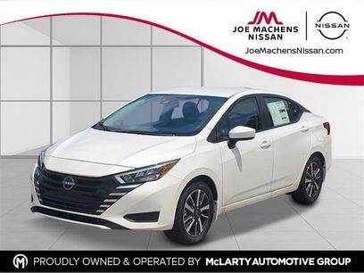New 2025 Nissan Versa SV w/ Trunk Package