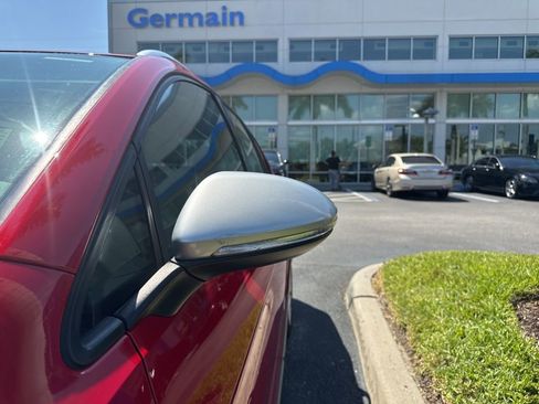 Used 2017 Volkswagen Golf Alltrack S image 17