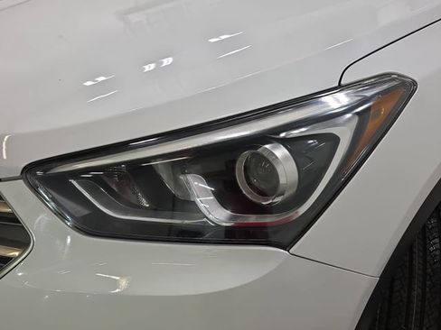 Used 2018 Hyundai Santa Fe Sport AWD/4WD image 28
