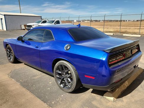 Used 2022 Dodge Challenger R/T w/ Plus Package image 3
