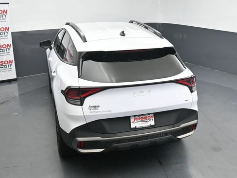 Used 2023 Kia Sportage X-Line AWD/4WD image 29