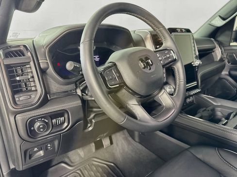 Used 2024 RAM 1500 Limited AWD/4WD image 9