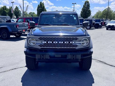 Used 2024 Ford Bronco Badlands AWD/4WD image 9