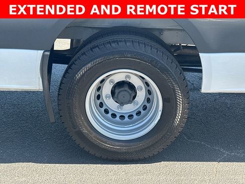 Used 2025 Mercedes-Benz Sprinter 3500 image 18