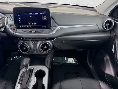 Used 2024 Chevrolet Blazer LT image 24