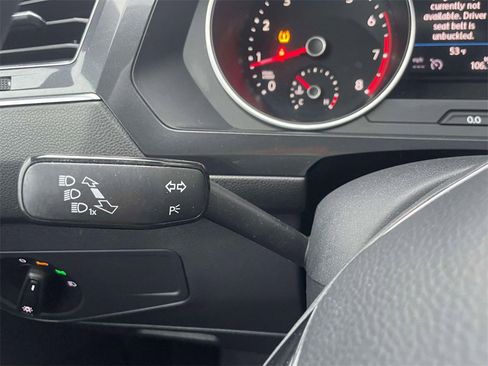 Used 2022 Volkswagen Taos SE image 21