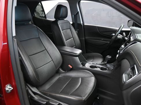 Used 2020 Chevrolet Equinox Premier image 42