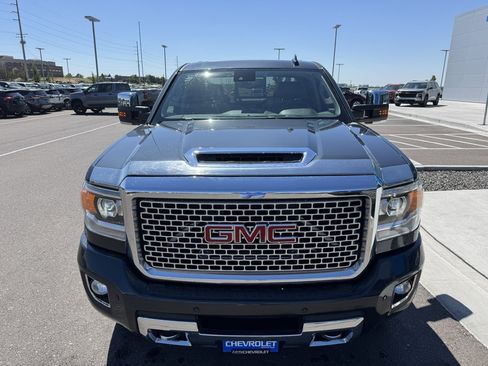 Used 2017 GMC Sierra 3500 Denali w/ Duramax Plus Package AWD/4WD image 5