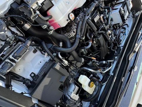 Used 2025 Toyota Tacoma SR5 RWD image 26