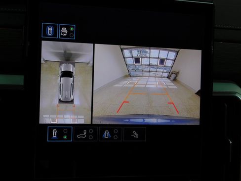 Used 2024 GMC Acadia Denali image 56