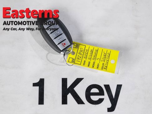 Used 2024 Nissan Altima 2.5 S FWD image 24
