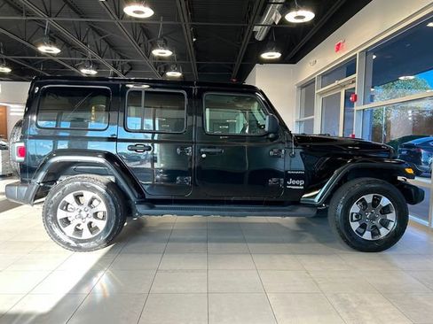 Used 2021 Jeep Wrangler Unlimited Sahara image 15