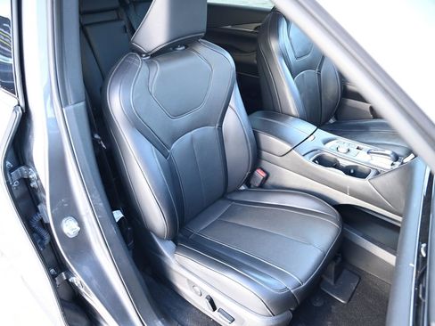 Used 2023 INFINITI QX60 Luxe image 46