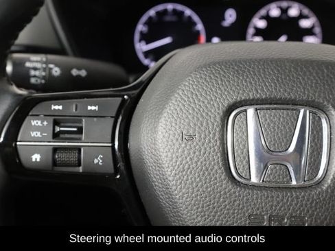 Used 2024 Honda CR-V EX-L image 8