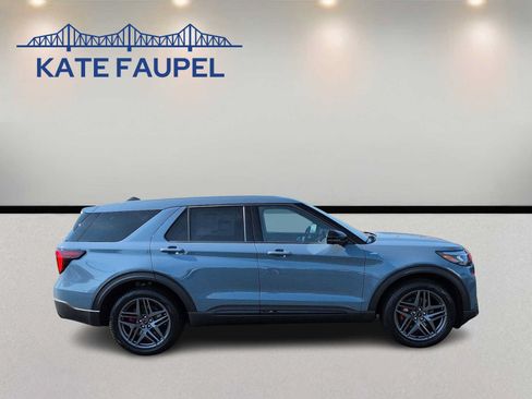 New 2027 Ford Explorer ST-Line w/ Premium Package AWD/4WD image 2