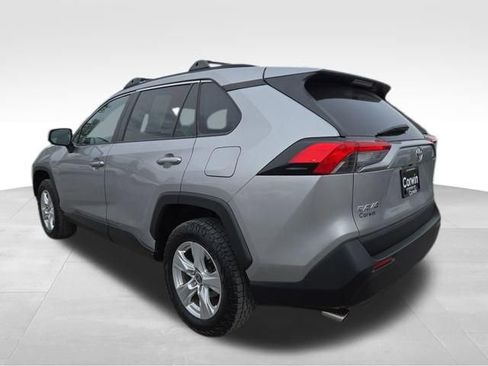 Used 2021 Toyota RAV4 XLE image 10