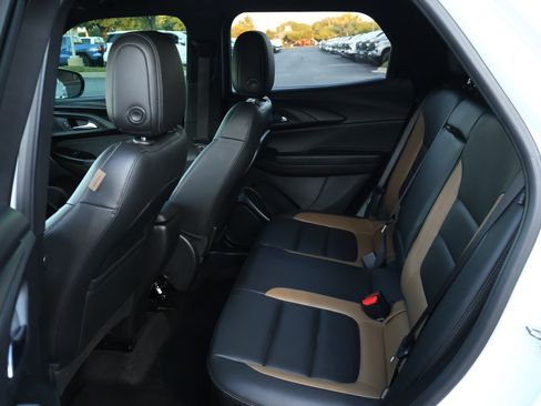 Used 2021 Chevrolet TrailBlazer ACTIV w/ Driver Confidence Package FWD image 19
