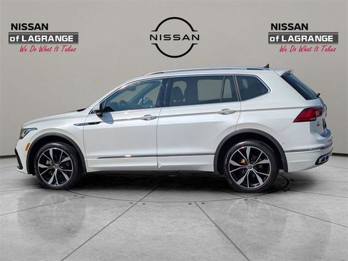 Used 2022 Volkswagen Tiguan SEL R-Line image 8