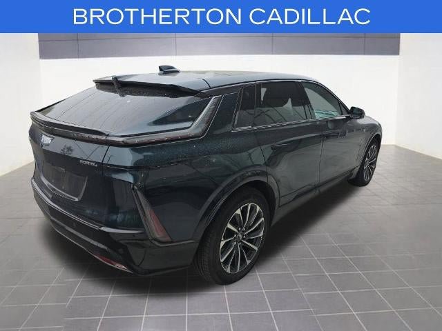 Used 2024 Cadillac Lyriq Sport AWD/4WD image 9