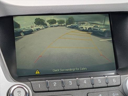 Used 2017 Chevrolet Equinox LT w/ Convenience Package AWD/4WD image 12