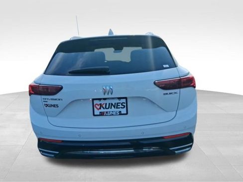 Used 2024 Buick Envision Sport Touring AWD/4WD image 9