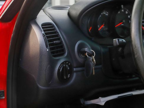 Used 1999 Porsche 911 Carrera image 29