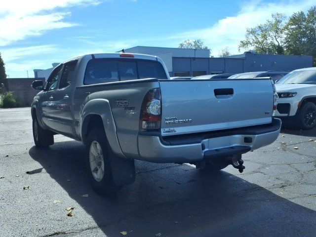 Used 2012 Toyota Tacoma 4x4 Double Cab w/ TRD Sport Pkg image 6