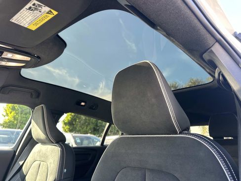 Certified 2023 Volvo C40 P8 Recharge Plus image 35