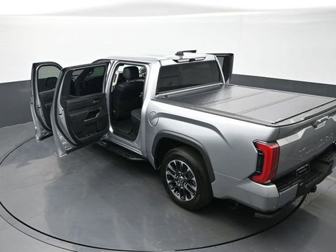 Used 2022 Toyota Tundra Limited image 27